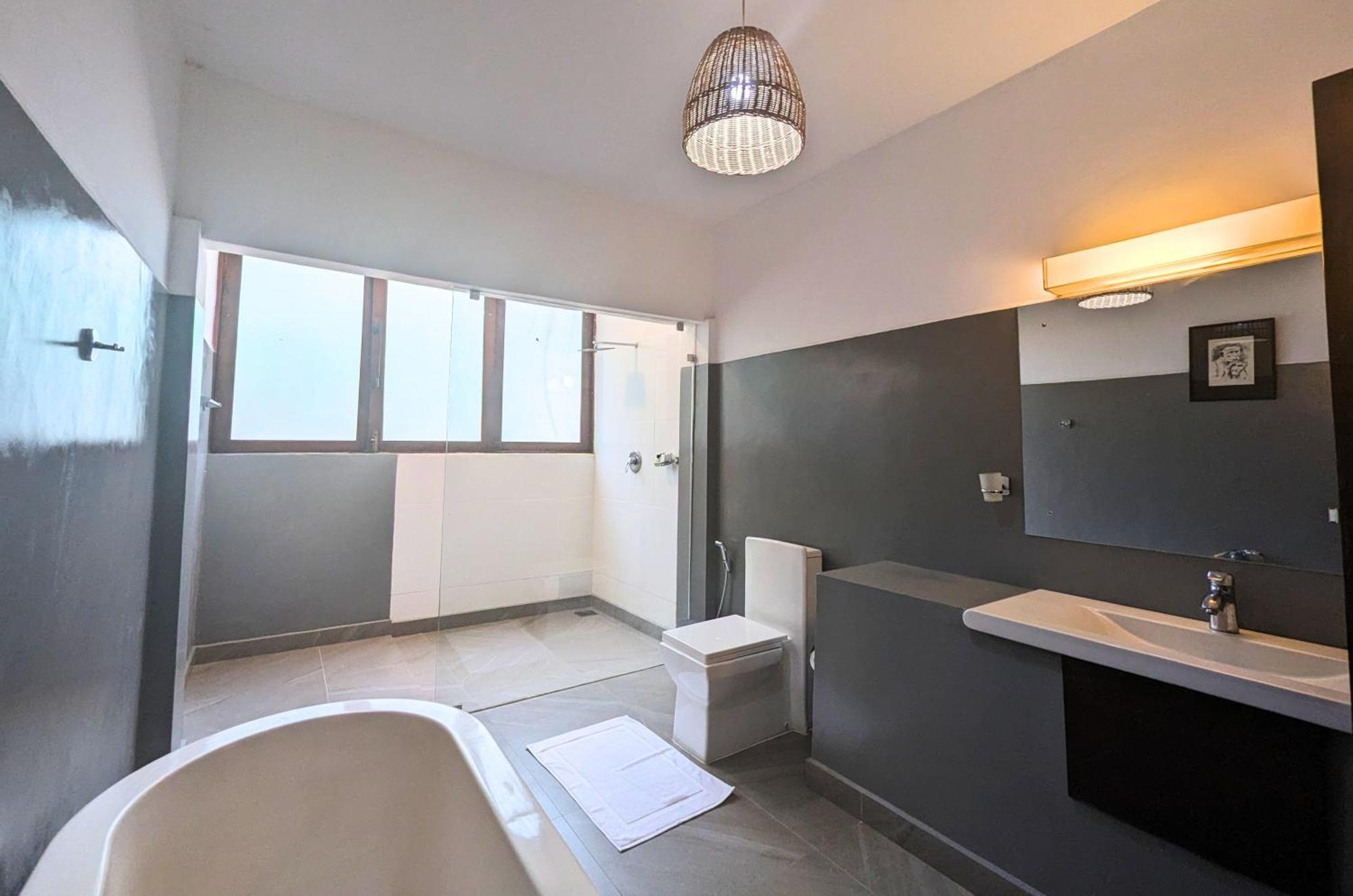 Pinthaliya Resort Szigirija Kültér fotó